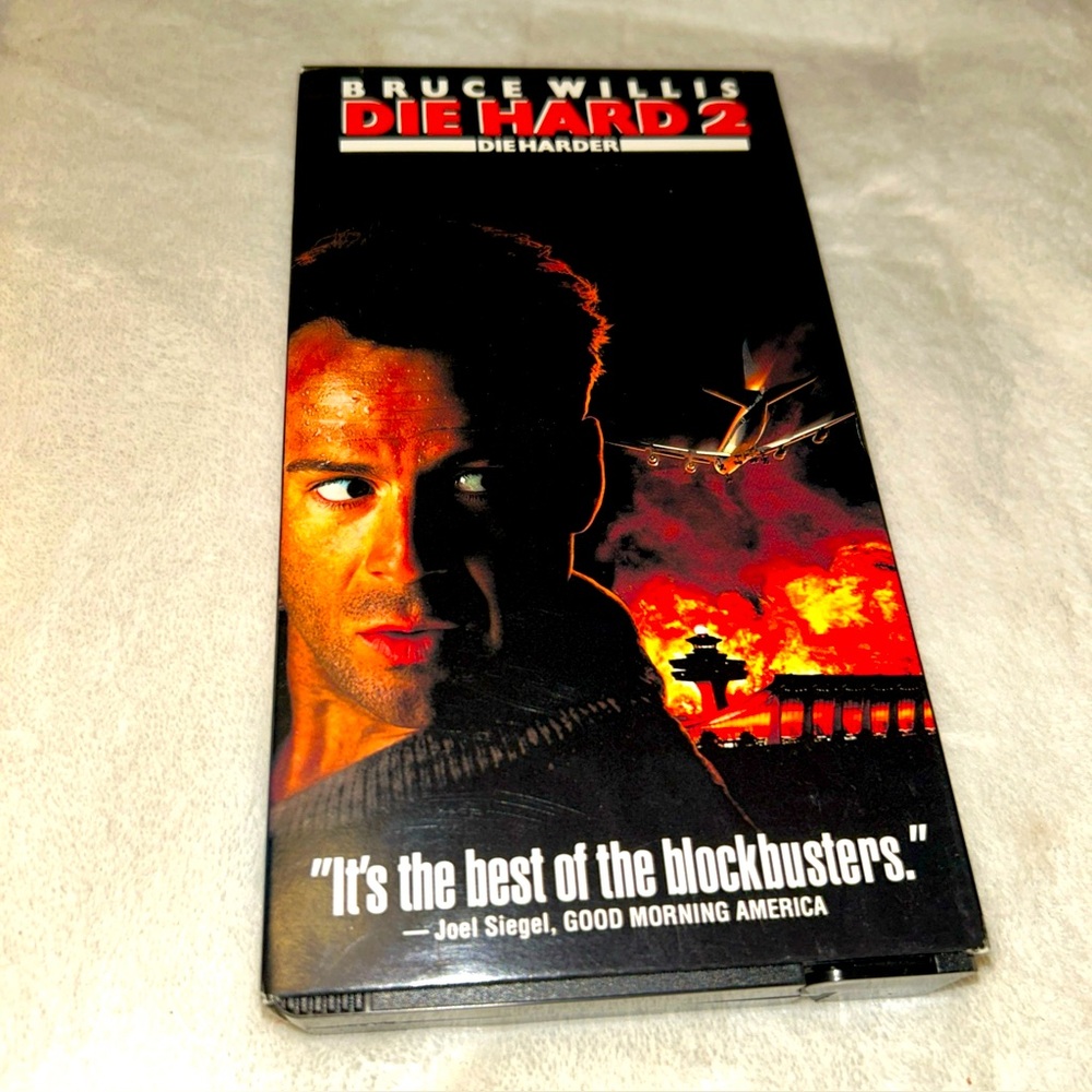 ~6/$10 MOVIES VHS/DVDS~ Die Hard 2: Die Harder, VHS, 1995